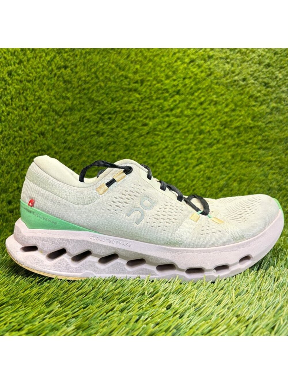 On Cloudsurfer 2 Womens Size 9 Green Athletic Running Walking Shoes Sneakers